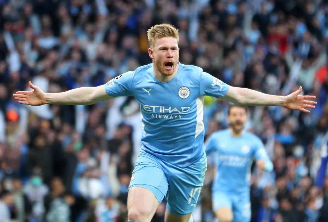 名宿：在我看来莱奥是边锋不是前锋；他配得上米兰10号球衣（名宿：莱奥是边锋而非前锋，配得上米兰10号）