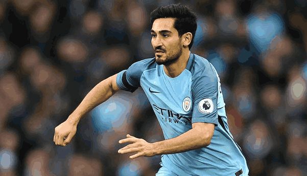 德甲官博祝贺邵佳一：期待邵佳一带领中国国家队走向更高舞台（德甲官博贺邵佳一：期待他率国足登上更高舞台）