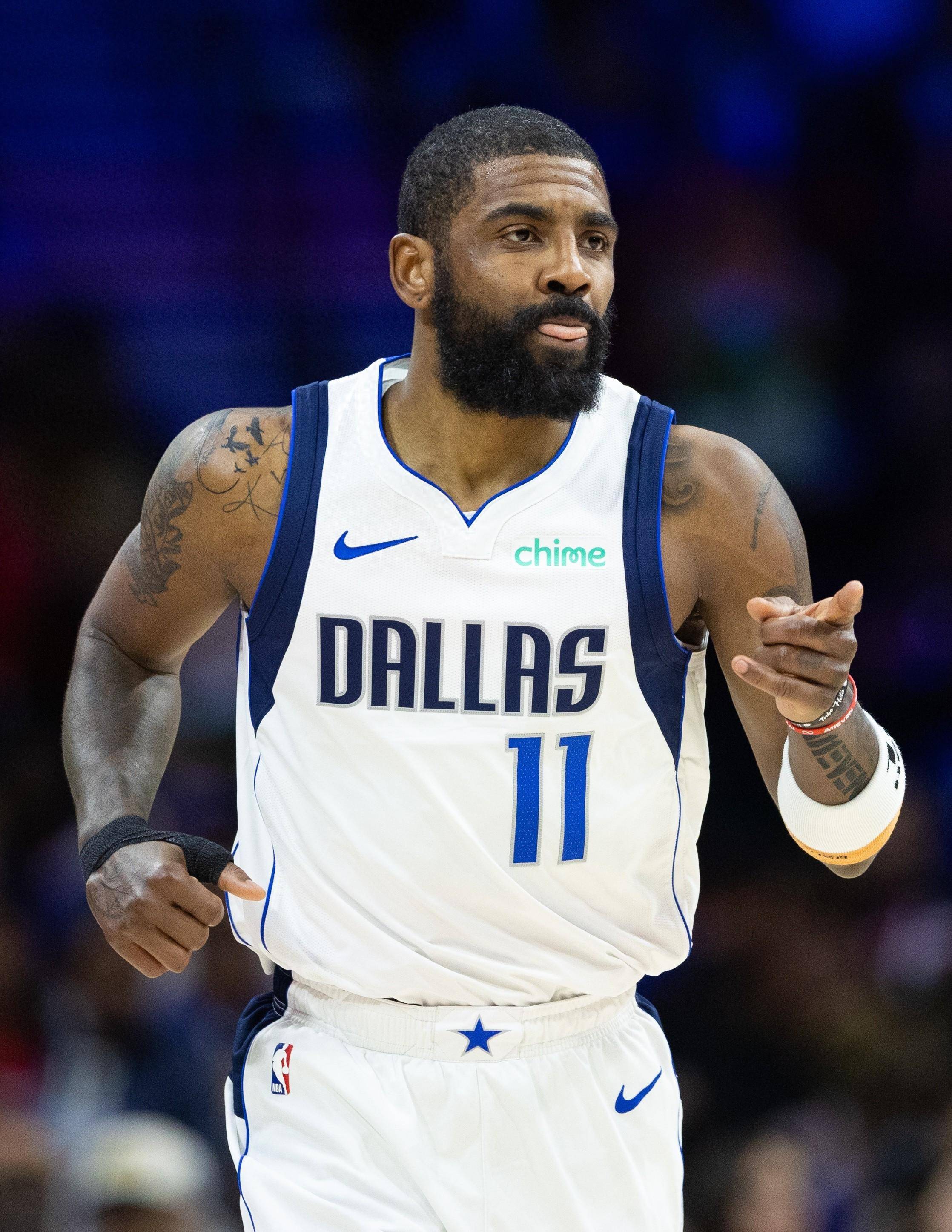 篮球火箭主力球员赛后接受采访（火箭队核心球员赛后接受媒体采访）