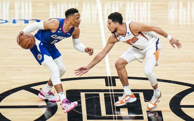 罗体：那不勒斯优先考虑在冬窗租借球员，但要先卖掉一些球员（罗体：那不勒斯冬窗引援以租借为主，需先出售部分球员）